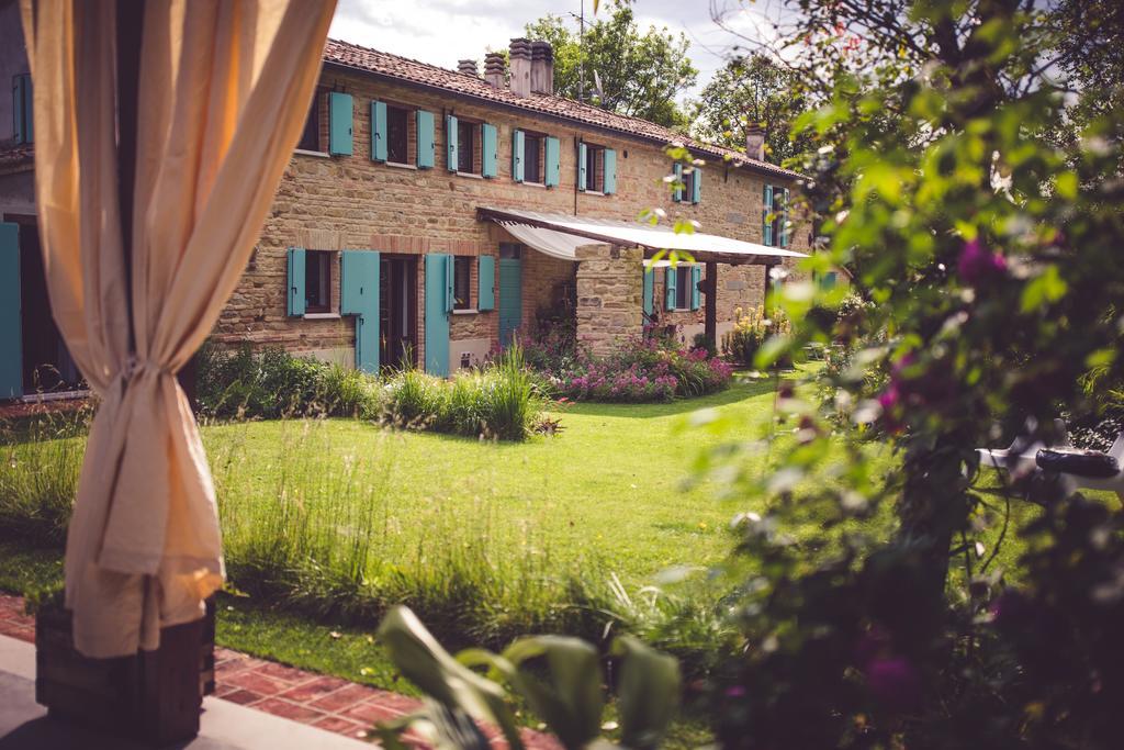 B&B I Fiori Della Cava Pésaro Exterior foto