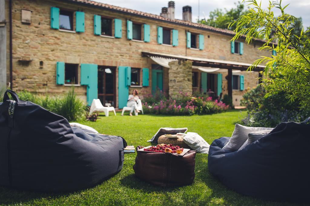 B&B I Fiori Della Cava Pésaro Exterior foto
