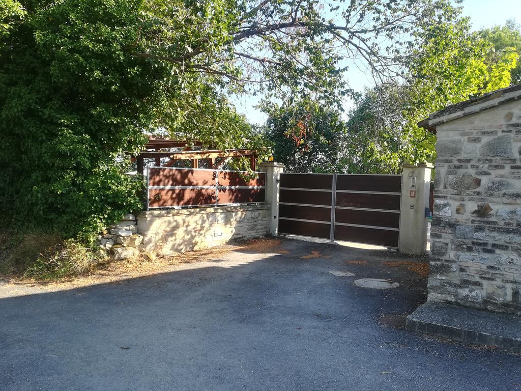 B&B I Fiori Della Cava Pésaro Exterior foto